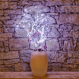 DecoLED LED světelný řetěz na baterie - vločky, ledově bílá, 50 diod, 5,3 m Obrázek pro produkt DecoLED LED světelný řetěz na baterie - vločky, ledově bílá, 50 diod, 5,3 m