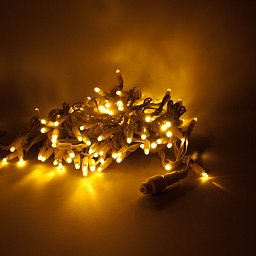 DecoLED LED světelný řetěz, 5m, teple bílá, 60 diod, IP67 SKNX005W Obrázek pro produkt DecoLED LED světelný řetěz, 5m, teple bílá, 60 diod, IP67 SKNX005W