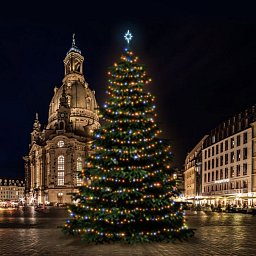 LED světelná sada na stromy vysoké 18-20m, barevná Obrázek pro produkt LED světelná sada na stromy vysoké 18-20m, barevná