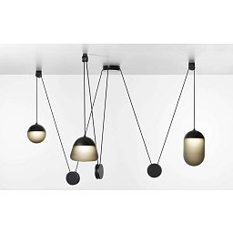 Závěsné svítidlo PLANETS 3 sklo šedé kouřové matné / černý matovaný komaxit se strukturou / textilní černý kabel DIM 19,7W 2700K - BROKIS Obrázek pro produkt Závěsné svítidlo PLANETS 3 sklo šedé kouřové matné / černý matovaný komaxit se strukturou / textilní černý kabel DIM 19,7W 2700K - BROKIS