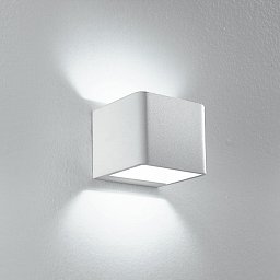 Obrázek pro produkt Nástěnné svítidlo LED ATLAS bílá 6W 380lm 3500K 8x10 cm - FANEUROPE