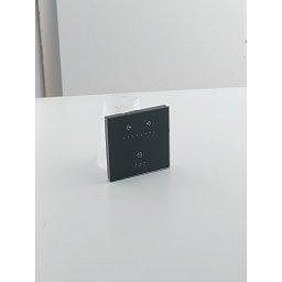 Obrázek pro produkt Řídící jednotka SUNLITE DMX STICK‑GU2 128 kanálů, vstup 240 V 8,6x8,6x1,1 cm - FANEUROPE