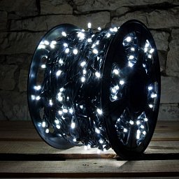 Obrázek pro produkt LED světelný řetěz - 100m, ledově bílá, 1000 diod
