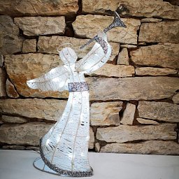 Světelný anděl 50cm, ledově bílý na baterie Obrázek pro produkt Světelný anděl 50cm, ledově bílý na baterie