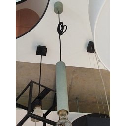 Obrázek pro produkt Závěs 1xE27 válec 30cm v imitaci betonu + textilní kabel černý - AULIX
